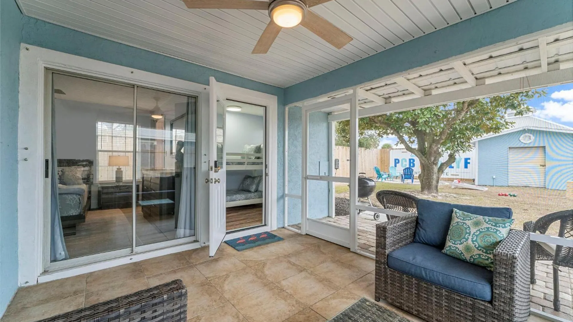 Book Now! Walk To Beach - Large Private Yard - Fire Pit - Dog Friendly Panama City Beach 0*,