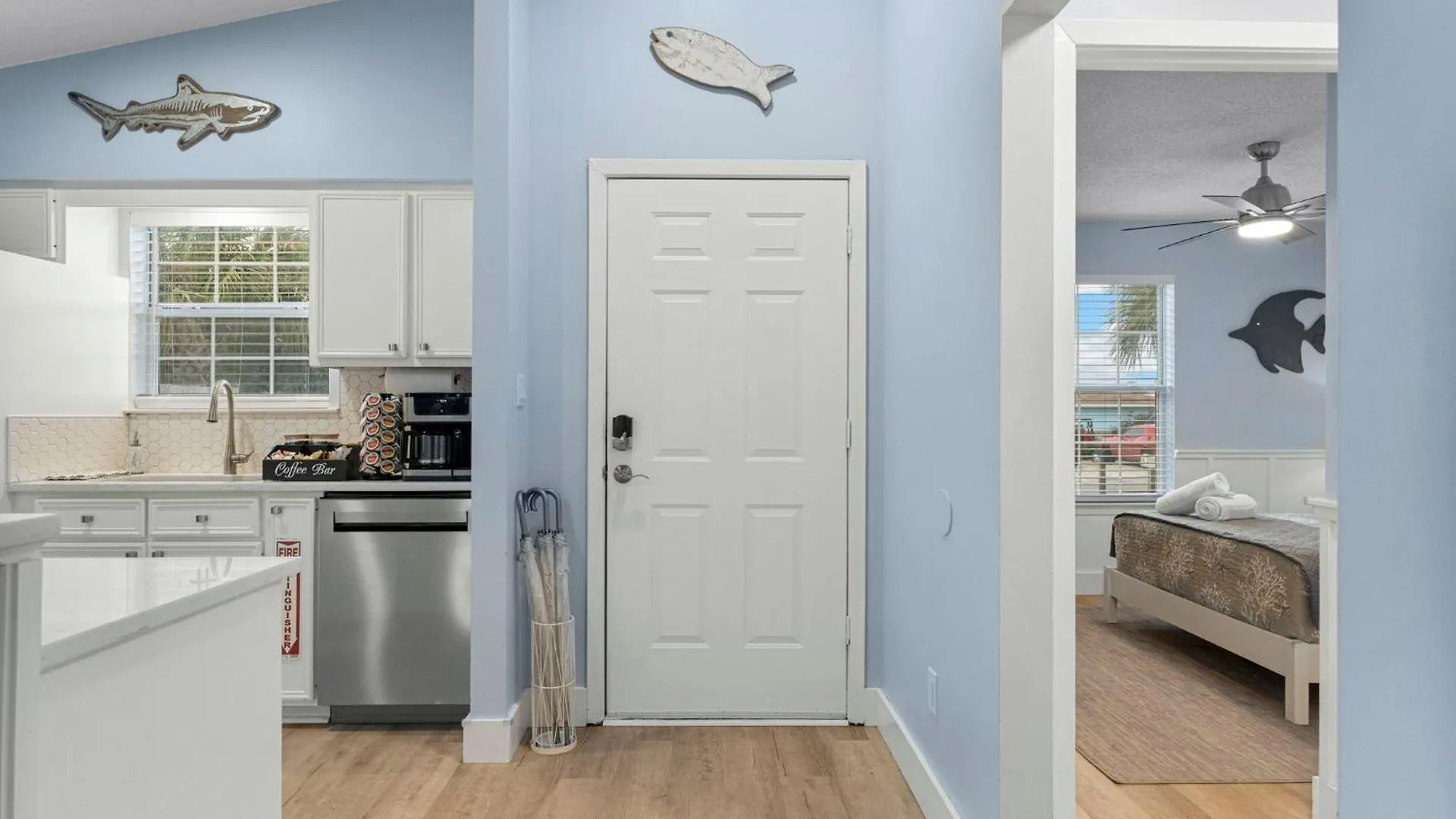 Book Now! Walk To Beach - Large Private Yard - Fire Pit - Dog Friendly Panama City Beach United States