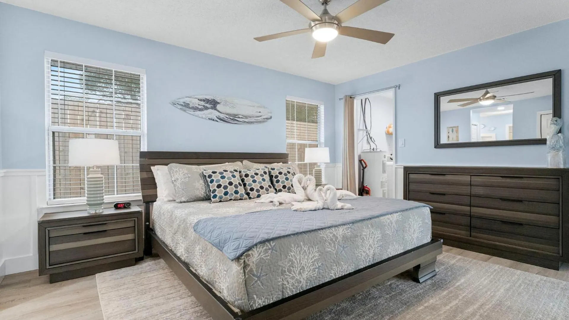 Book Now! Walk To Beach - Large Private Yard - Fire Pit - Dog Friendly Panama City Beach