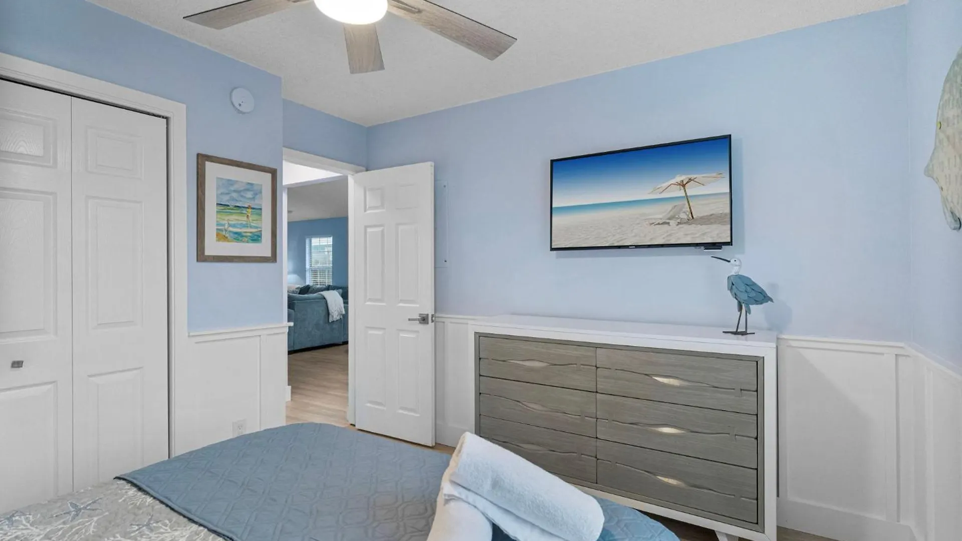 Holiday home Book Now! Walk To Beach - Large Private Yard - Fire Pit - Dog Friendly Panama City Beach