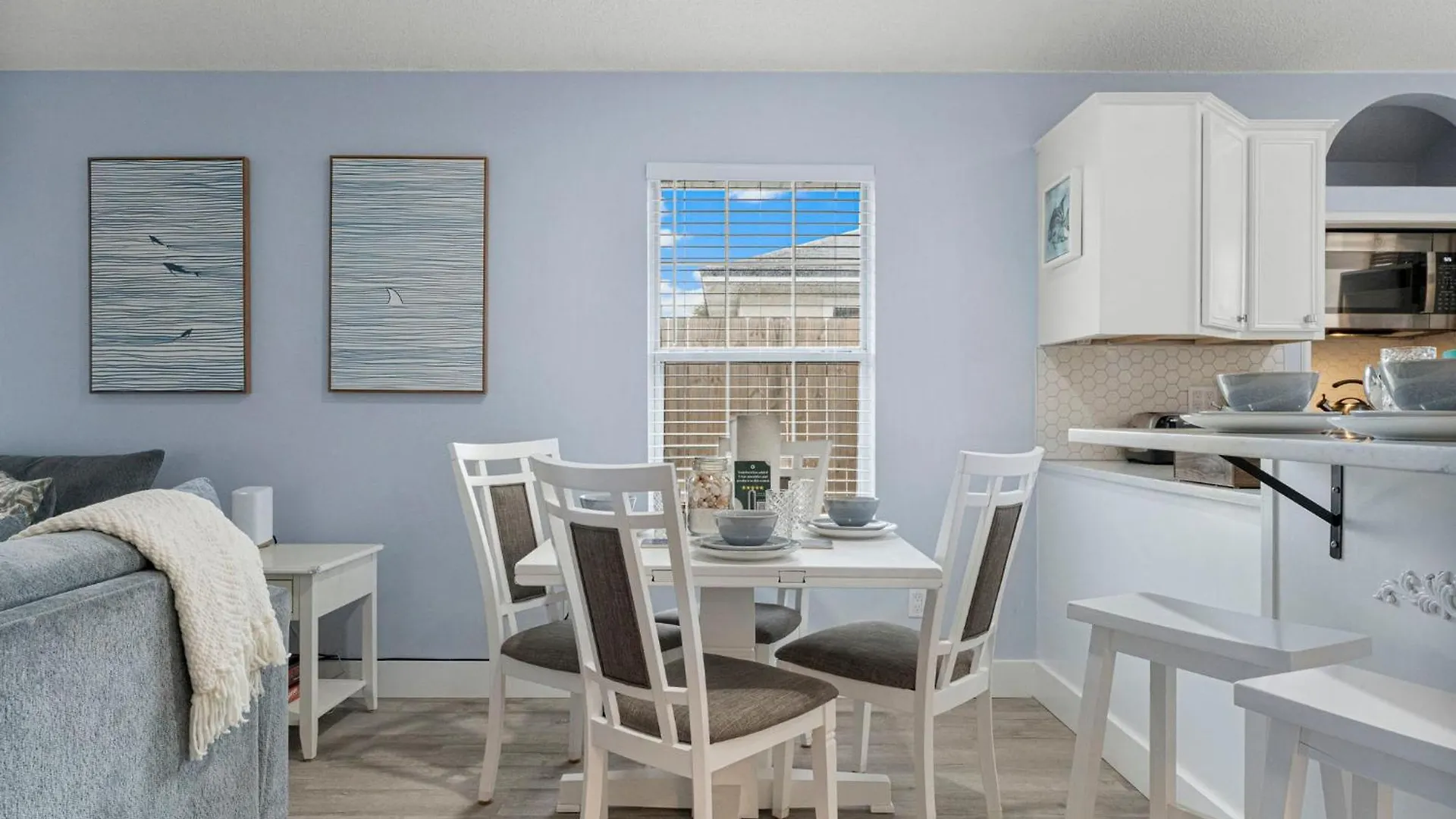Holiday home Book Now! Walk To Beach - Large Private Yard - Fire Pit - Dog Friendly Panama City Beach United States