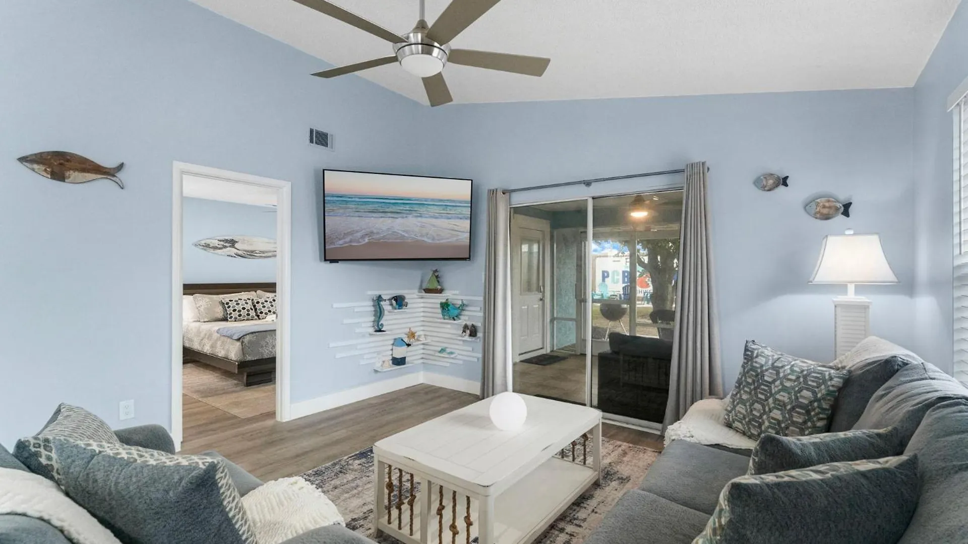 Holiday home Book Now! Walk To Beach - Large Private Yard - Fire Pit - Dog Friendly Panama City Beach United States
